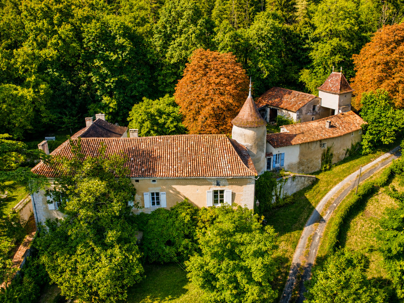French property for sale in Saint-Astier, Dordogne - €449,900 - photo 0
