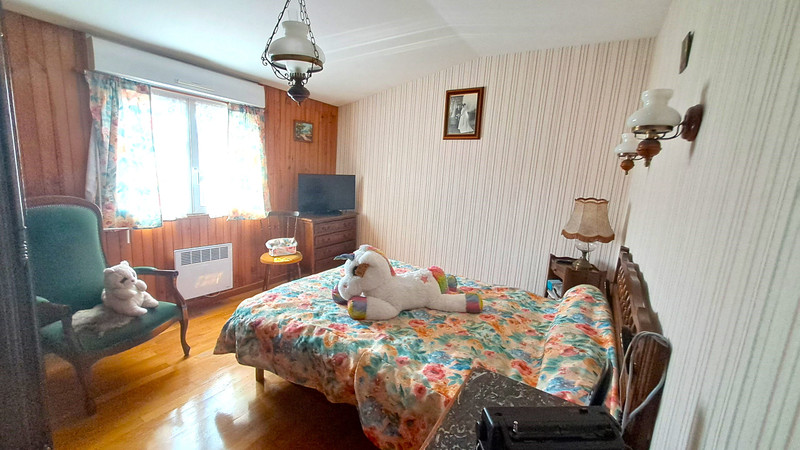 French property for sale in Flers, Orne - €120,000 - photo 6