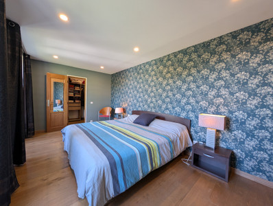 French property for sale in Challignac, Charente - €625,000 - photo 6
