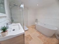 Propriété à vendre à Aubeterre-sur-Dronne, Charente - 205 000 € - photo n°8