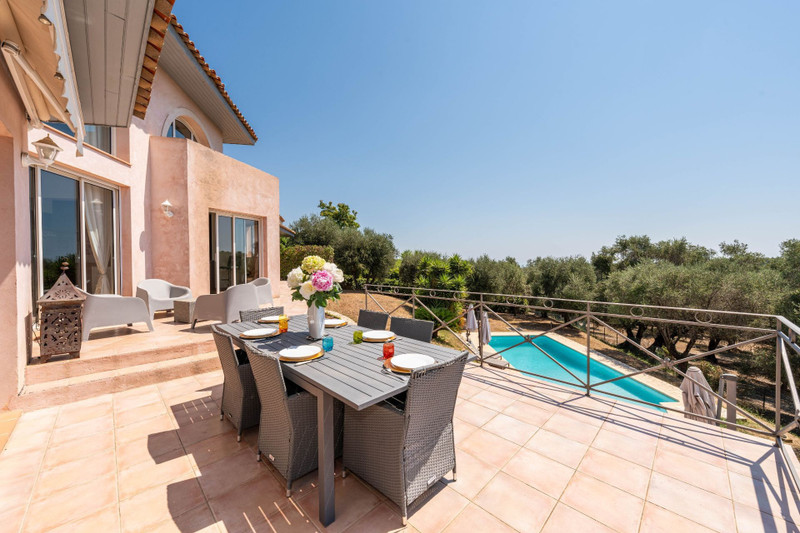 French property for sale in Valbonne, Alpes-Maritimes - €1,750,000 - photo 6