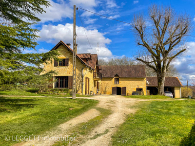 Maison à vendre à Simeyrols, Dordogne, Aquitaine, avec Leggett Immobilier