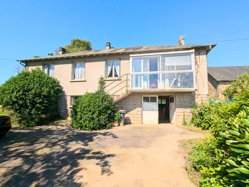 Maison à vendre à Saint-Martin-Sepert, Corrèze - 90 950 € - photo 1
