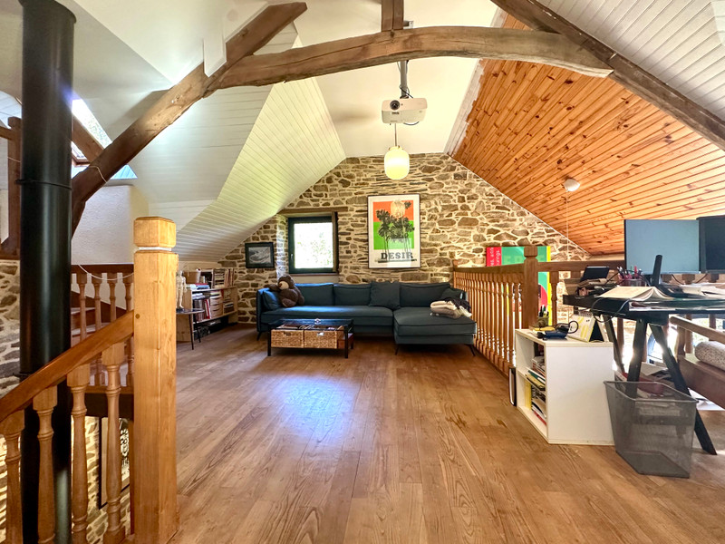 French property for sale in Saint-Vincent-sur-Oust, Morbihan - €381,600 - photo 5