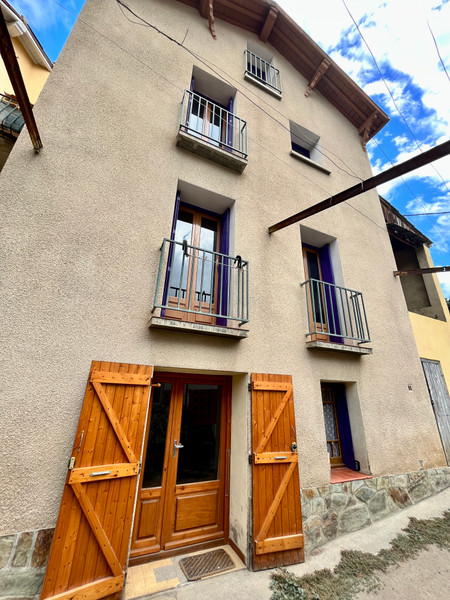 French property for sale in Vernet-les-Bains, Pyrénées-Orientales - €85,000 - photo 2