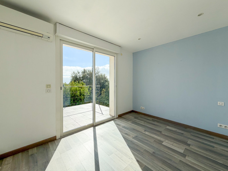 French property for sale in Mandelieu-la-Napoule, Alpes-Maritimes - €748,000 - photo 7
