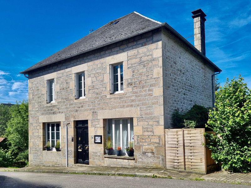 French property for sale in Bugeat, Corrèze - €399,990 - photo 0