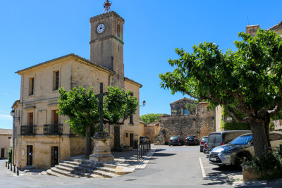 French property for sale in Saint-Maximin, Gard - €115,000 - photo 9