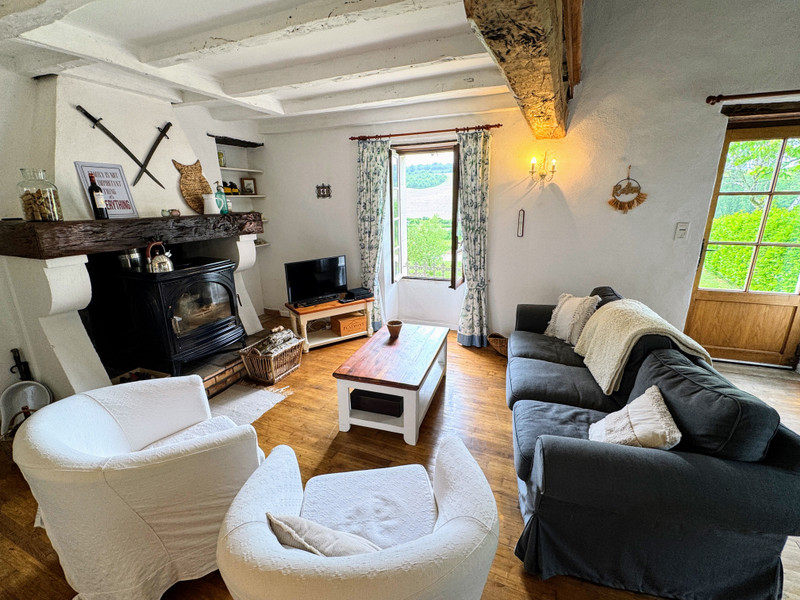 French property for sale in Juignac, Charente - €270,000 - photo 14