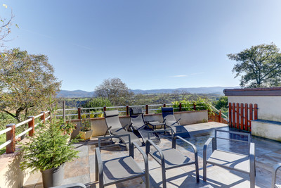 French property for sale in Saint-Flour, Puy-de-Dôme - €598,000 - photo 4