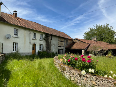Maison à vendre à Saint-Marc-à-Loubaud, Creuse, Limousin, avec Leggett Immobilier