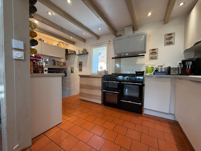French property for sale in Eyraud-Crempse-Maurens, Dordogne - €327,000 - photo 3
