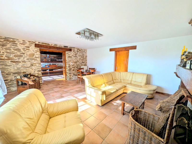 French property for sale in Saint-Yrieix-la-Perche, Haute-Vienne - €399,000 - photo 7