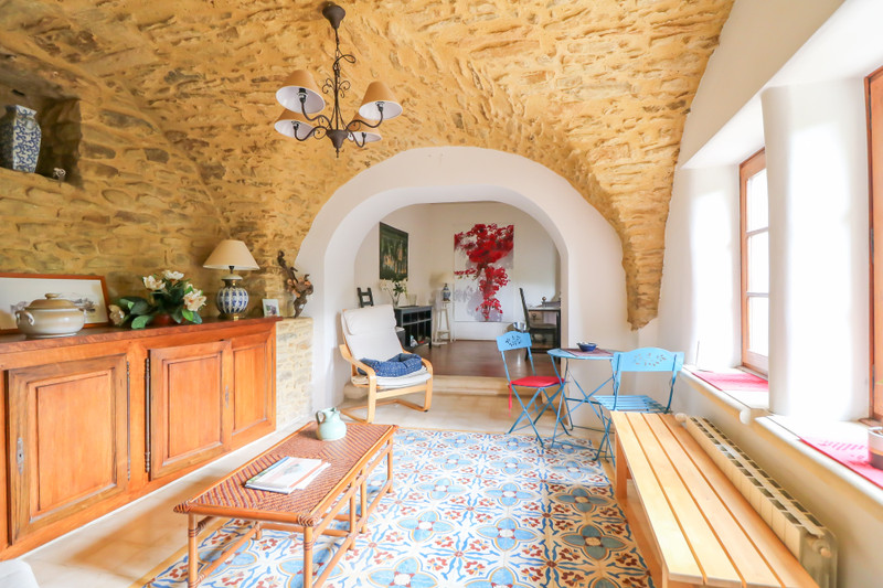 French property for sale in Uzès, Gard - €595,000 - photo 4