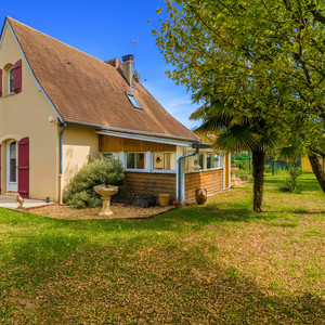 French property for sale in Montignac, Dordogne - €307,000 - photo 1