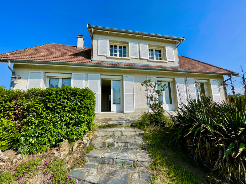 Maison à Montbrison, Loire - photo 1