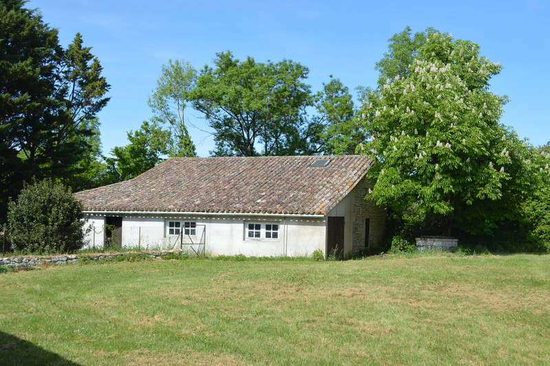 French property for sale in Monviel, Lot-et-Garonne - €264,900 - photo 3