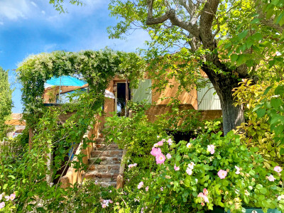house for sale in Vaucluse