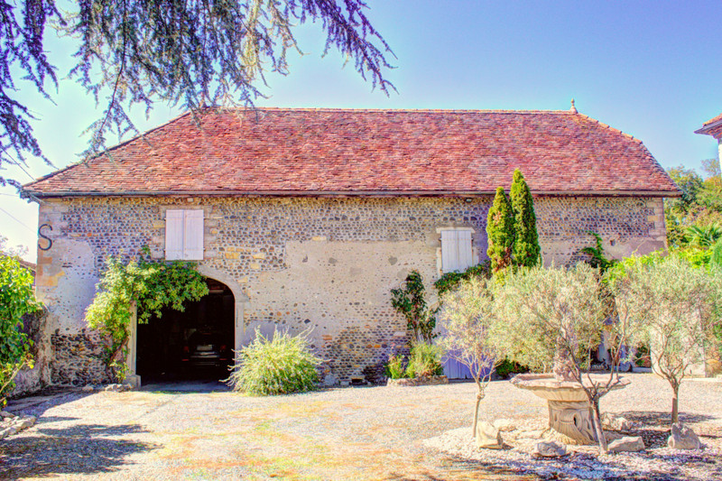 French property for sale in Orthez, Pyrénées-Atlantiques - €519,400 - photo 2