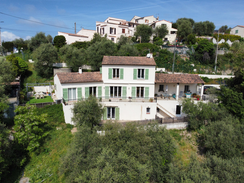 Propriété à vendre à Aspremont, Alpes-Maritimes - 699 000 €