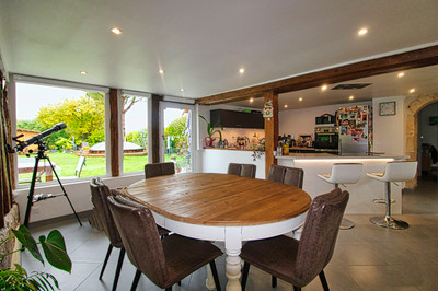 French property for sale in Montargis, Loiret - €478,723 - photo 5