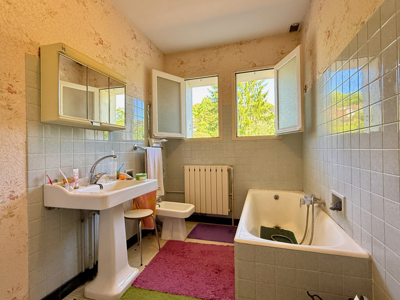 French property for sale in Montmoreau, Charente - €144,305 - photo 6