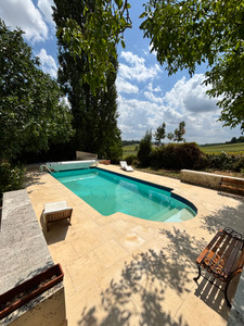French property for sale in Bouteilles-Saint-Sébastien, Dordogne - €381,600 - photo 2