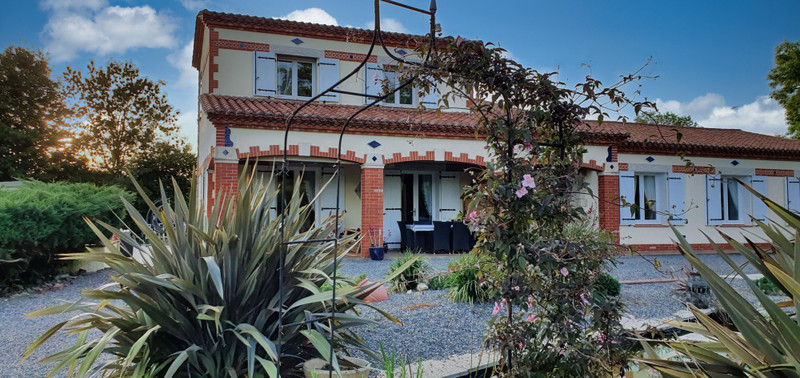 Maison à vendre à Moncoutant-sur-Sèvre, Deux-Sèvres - 249.000 € - photo 1