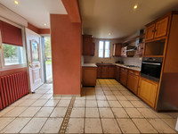 Maison à vendre à Chabanais, Charente - 141.700 € - photo 2