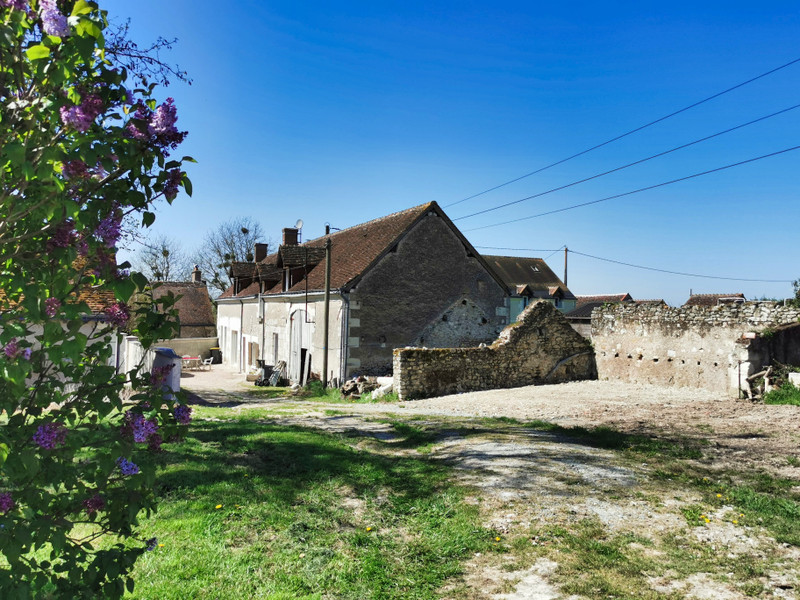 Maison à vendre à Bléré, Indre-et-Loire - 256.800 € - photo 1