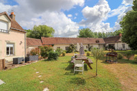 houses and homes for sale inAubigné-RacanSarthe Pays_de_la_Loire