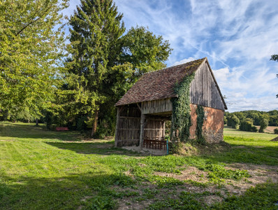 French property for sale in Nogent-le-Bernard, Sarthe - €485,000 - photo 2
