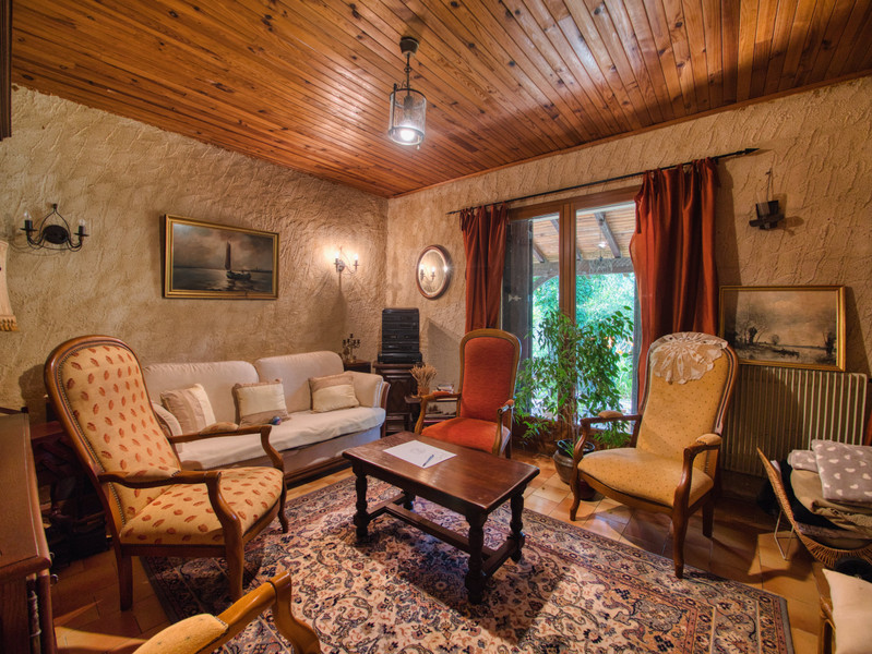 French property for sale in Creysse, Dordogne - €275,000 - photo 4