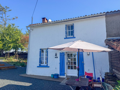 Maison à vendre à Breuil-Barret, Vendée, Pays de la Loire, avec Leggett Immobilier