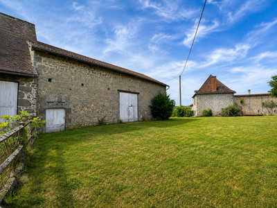 French property for sale in Augignac, Dordogne - €199,800 - photo 2
