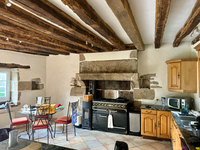 French property for sale in Condé-sur-Sarthe, Orne - €235,400 - photo 3