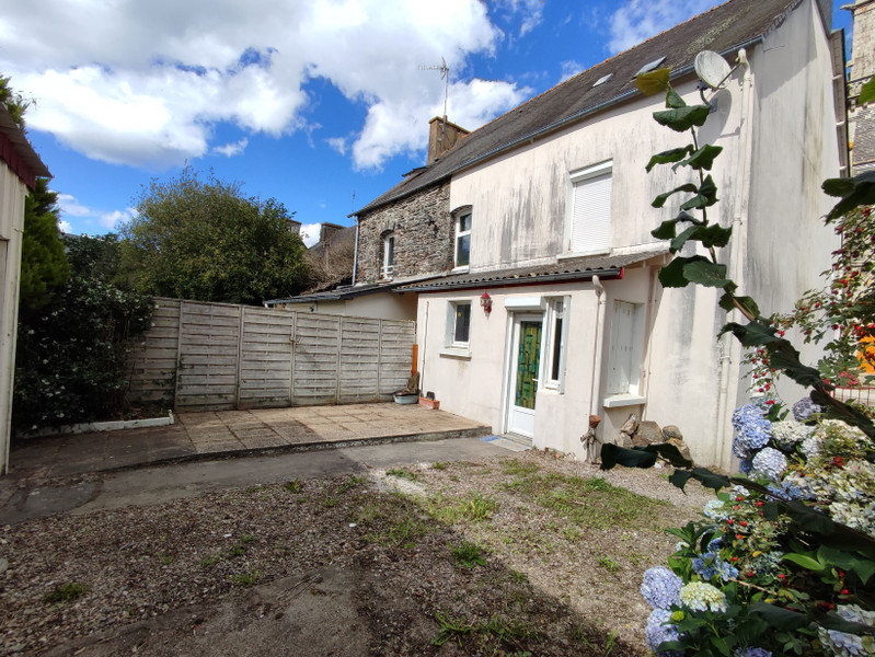 Maison à vendre à Saint-Gilles-Vieux-Marché, Côtes-d'Armor - 54.000 € - photo 1