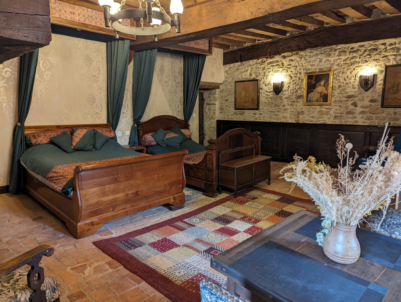 French property for sale in Arnac-la-Poste, Haute-Vienne - €401,740 - photo 3