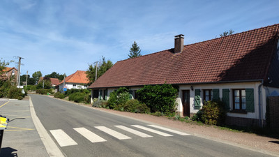 Maison à vendre à Azincourt, Pas-de-Calais, Nord-Pas-de-Calais, avec Leggett Immobilier