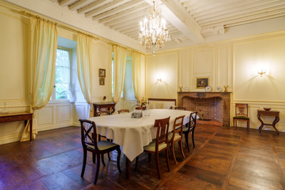 French property for sale in Uzerche, Corrèze - €551,200 - photo 2