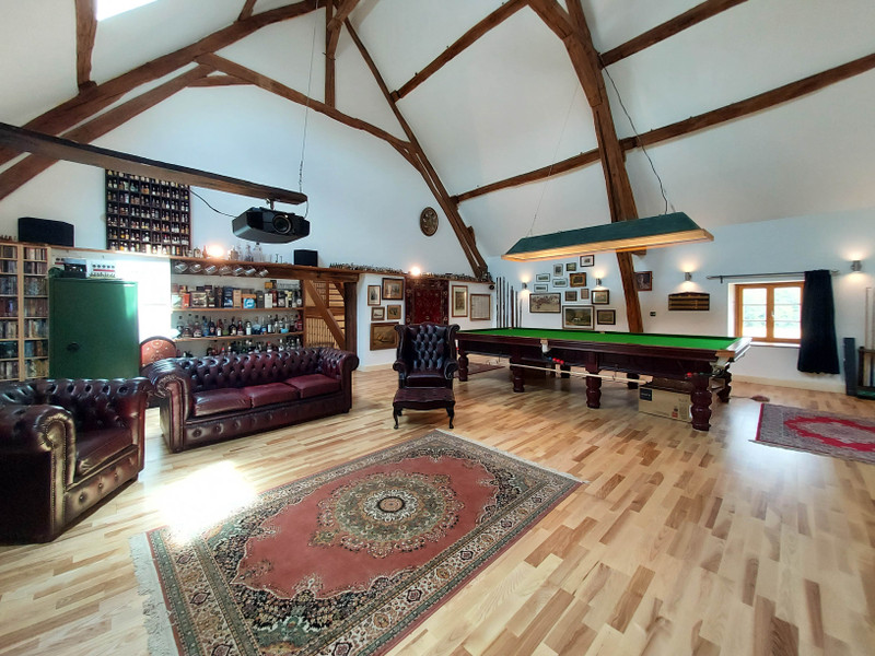 French property for sale in Lurcy-Lévis, Allier - €799,000 - photo 5