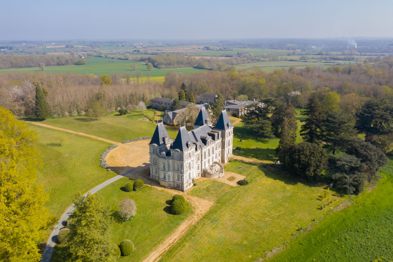 French property for sale in Tiercé, Maine-et-Loire - &#8364;1,500,000 - photo 11