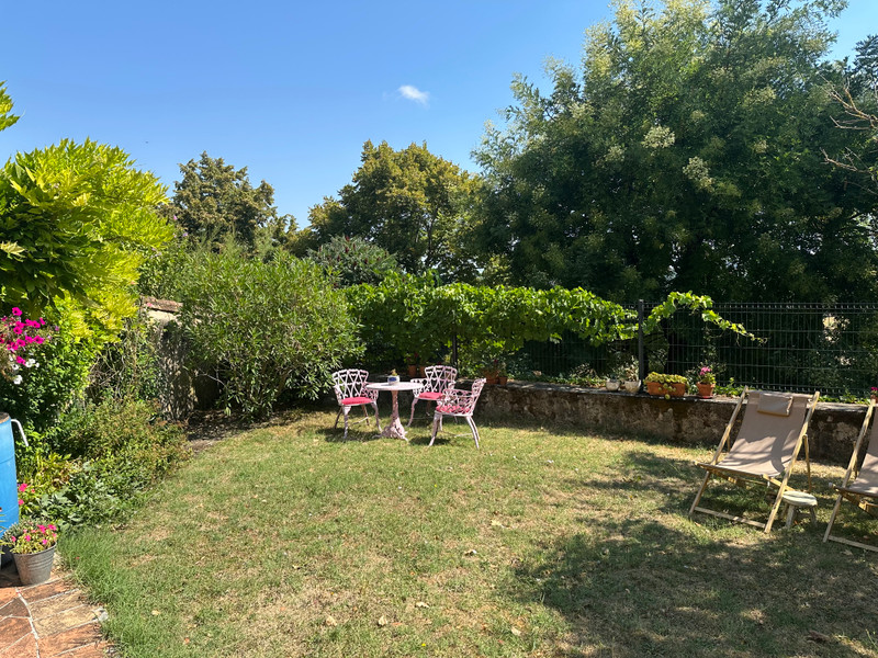 French property for sale in Monclar, Lot-et-Garonne - €299,000 - photo 1