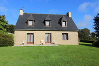 French property, houses and homes for sale in Glomel Côtes-d'Armor Brittany