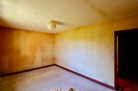 Maison à vendre à Écuras, Charente - 77.000 € - photo 9