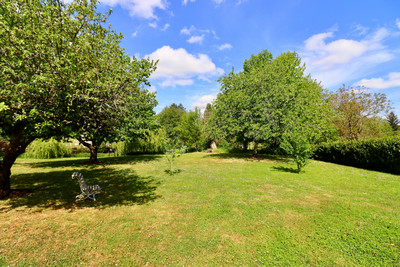 French property for sale in Montbron, Charente - €169,500 - photo 8