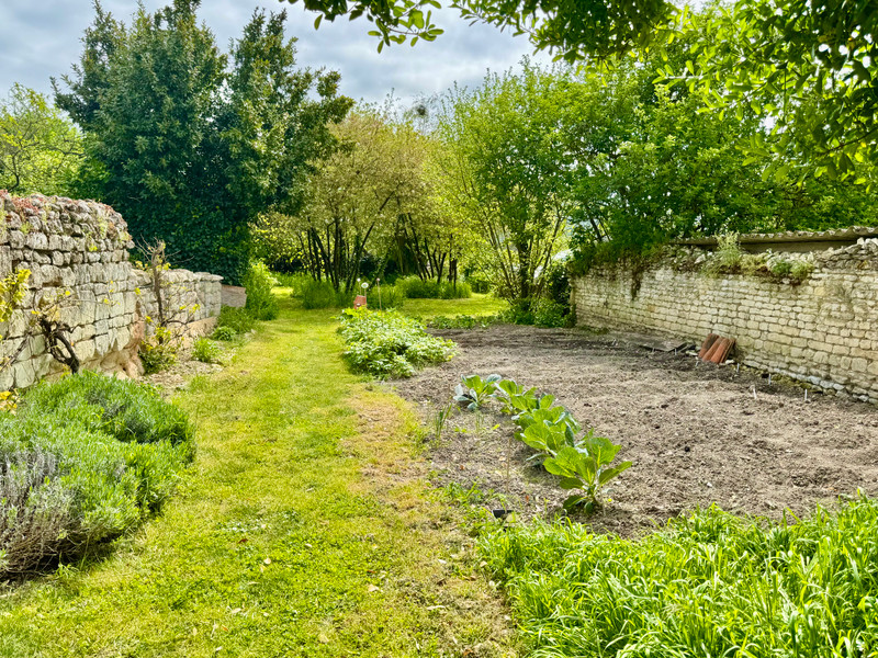 French property for sale in Ternay, Vienne - €375,000 - photo 5