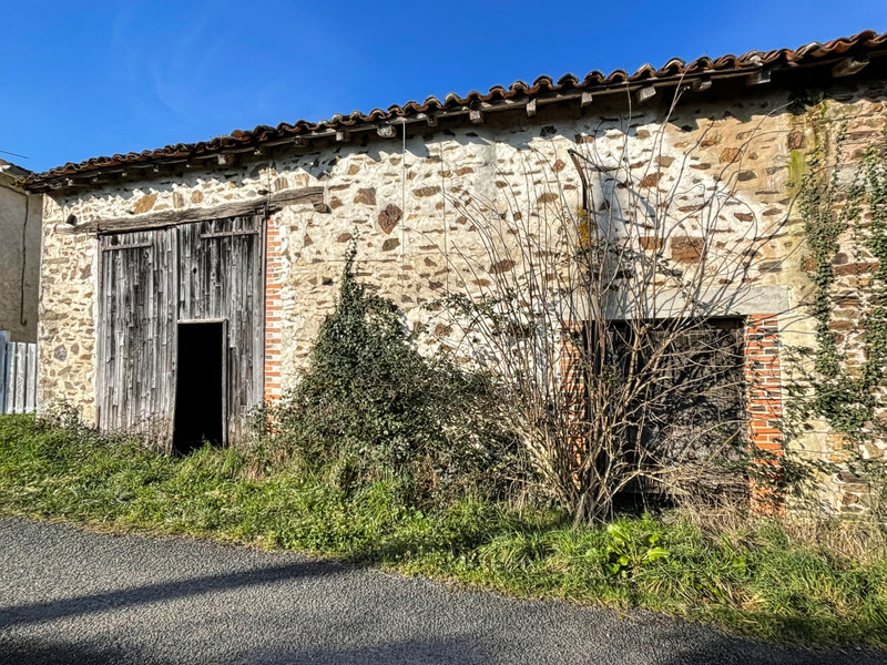 French property for sale in Saint-Martial-sur-Isop, Haute-Vienne - photo 3