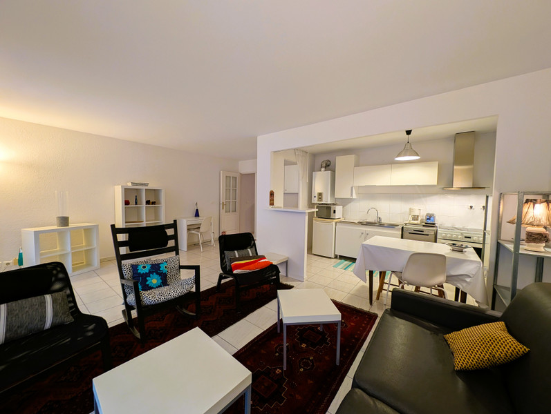 French property for sale in Avignon, Vaucluse - €199,000 - photo 1