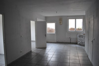 Maison à vendre à Lathus-Saint-Rémy, Vienne - 68 600 € - photo 4